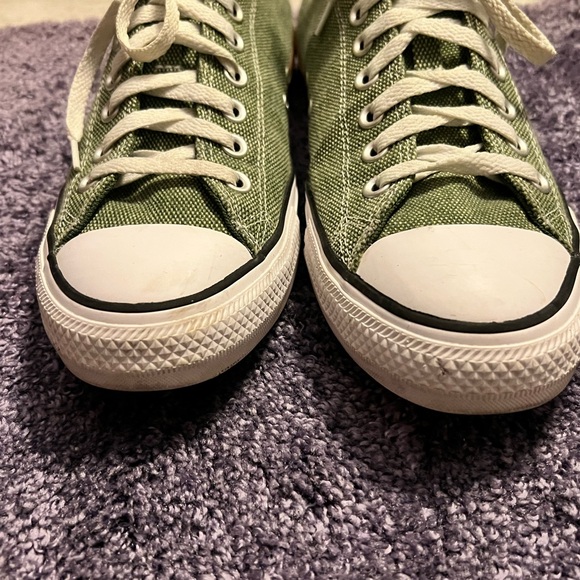 Converse Safe Green Lo Top Sneakers-Men 9.5 /Women 11.5/Great pre-loved- - Picture 4 of 11